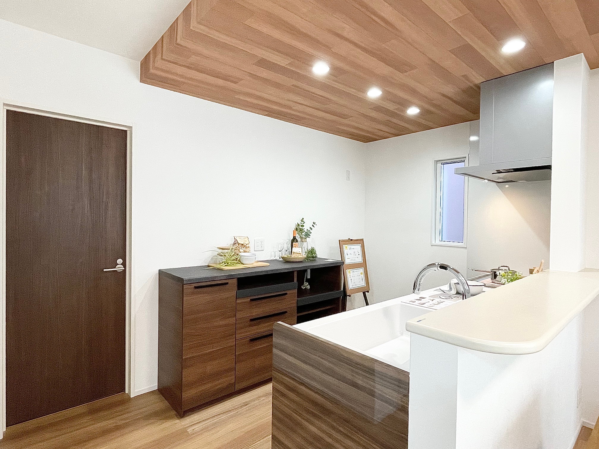 ルルーディア福山市引野町4丁目②／2号棟