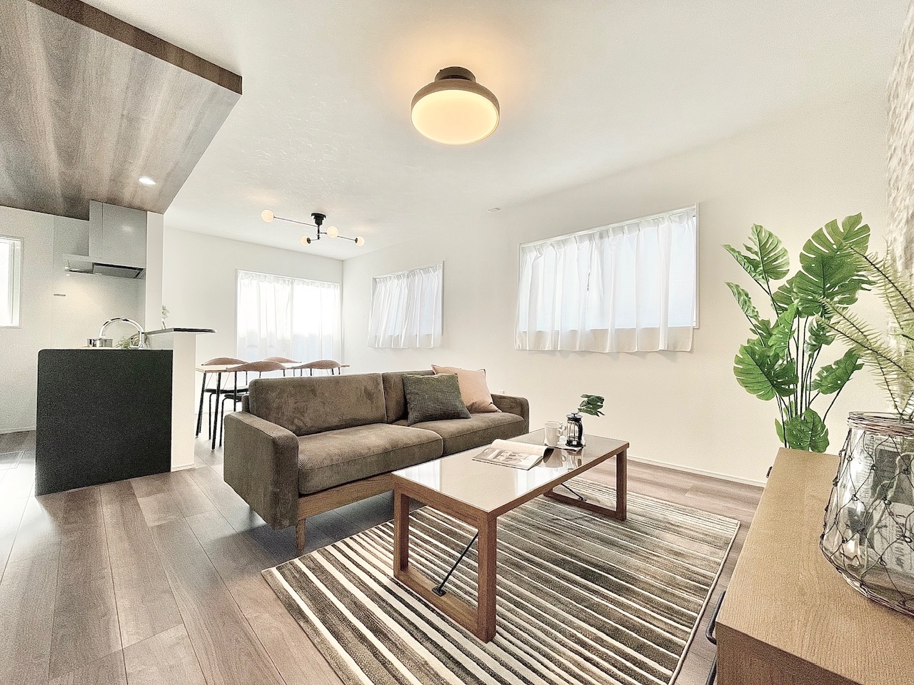 ルルーディア尾道市美ノ郷町三成⑦